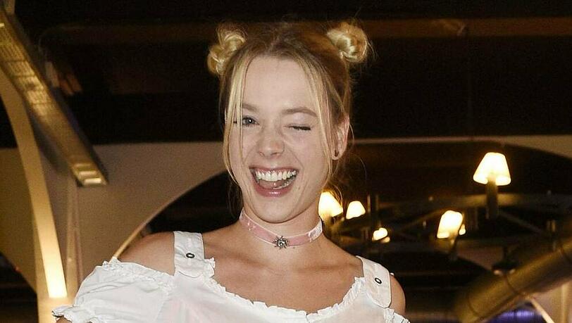 Reality-TV-Star Anne Wünsche setzt den Unwahrheiten ein Ende. Reality-TV-Star Anne Wünsche setzt den Unwahrheiten ein Ende.