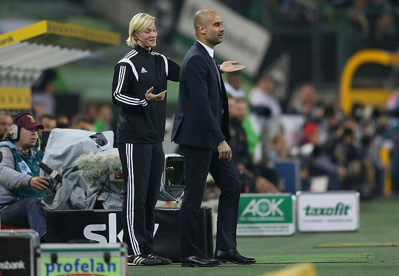 So hitzig debattierten Pep Guardiola und Bibiana Steinhaus.