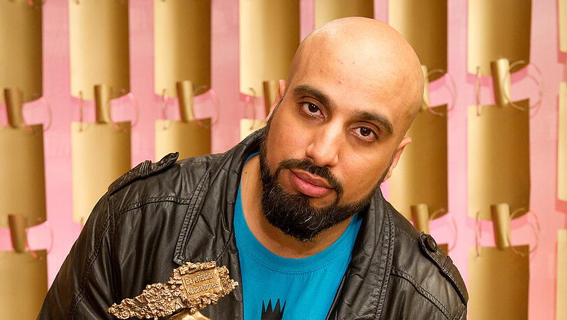 Abdelkarim erhielt 2015 den Senkrechtstarter-Preis des Bayerischen Kabarettpreises.