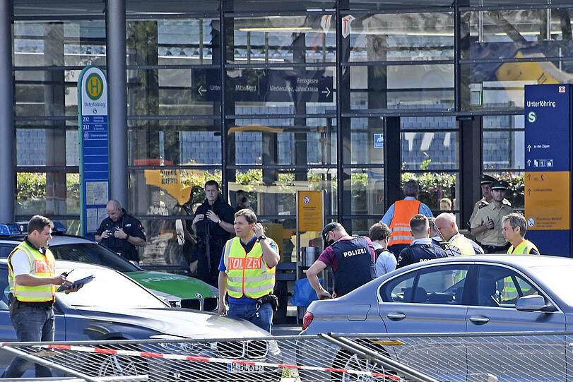 Die Polizei war mit einem Großaufgebot vor Ort.