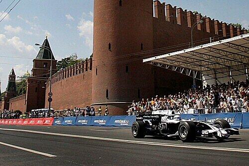 Highspeed am Kreml: Nico Rosberg im Williams-Boliden