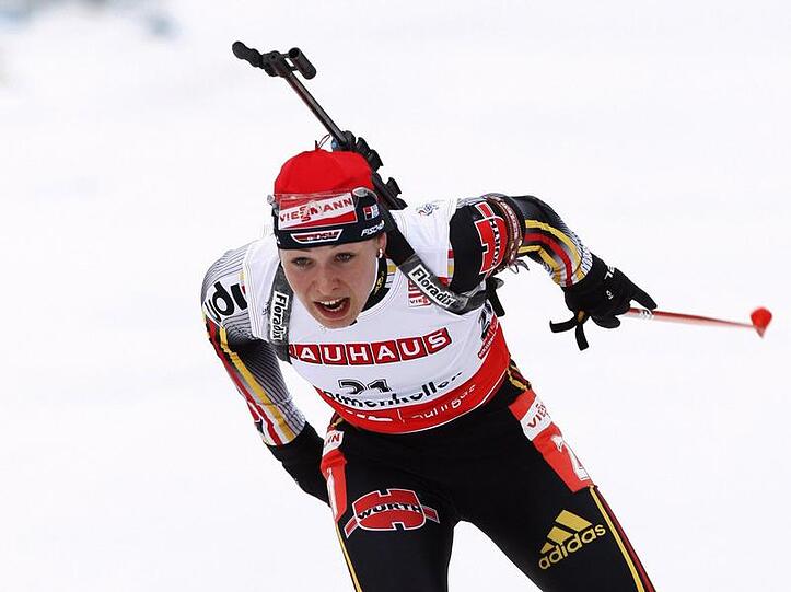Daheim in Wallgau hat sie kaum noch Ruhe: Biathlon-Star Magdalena Neuner denkt an Flucht.