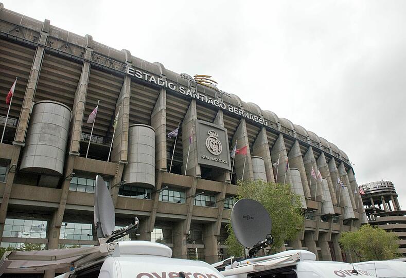 BVB-Anhänger versammeln sich in der Innenstadt von Madrid. Die Bilderstrecke zum Durchklicken.