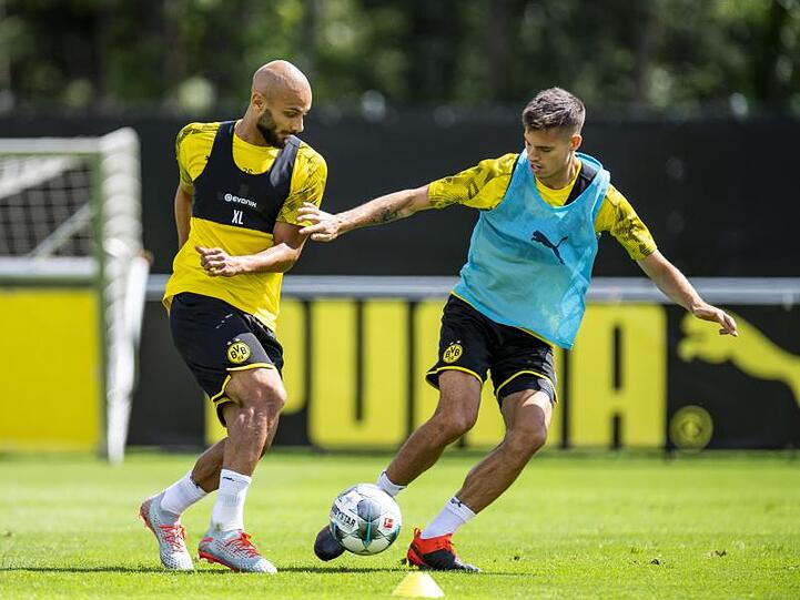 Steht bei Werder Bremen auf der Wunschliste: Ömer Toprak (l).