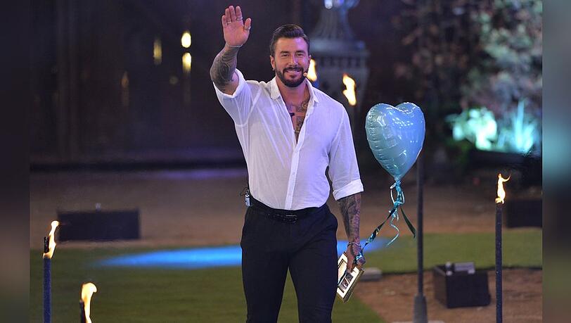 Mischa Mayer versorgte seine Fans via Instagram mit Infos aus dem Krei&szlig;saal.