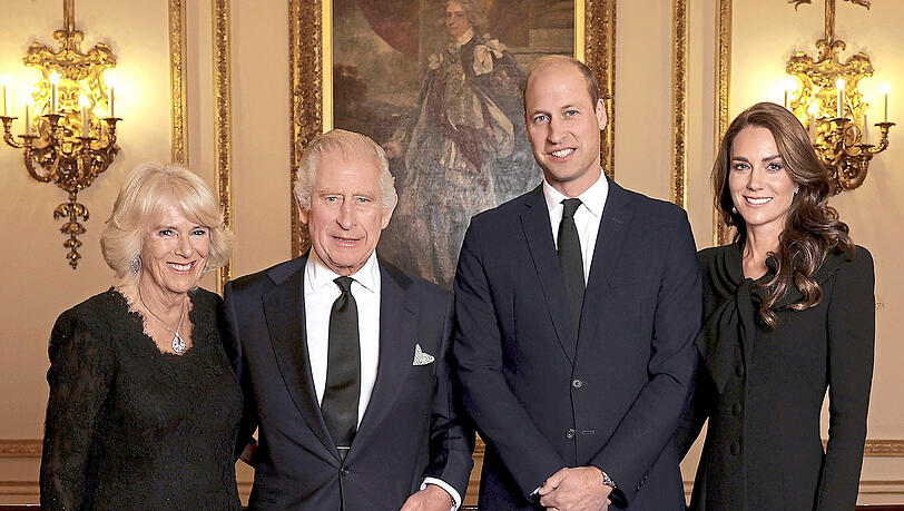 Die Royals (v.l.): Camilla mit ihrem Mann, König Charles III., Prinz William und seine Frau Kate.