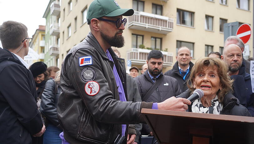 Der j&uuml;dische Hochschulprofessor Guy Katz und Charlotte Knobloch, Pr&auml;sidentin der Israelitischen Kultusgemeinde M&uuml;nchen und Oberbayern.
