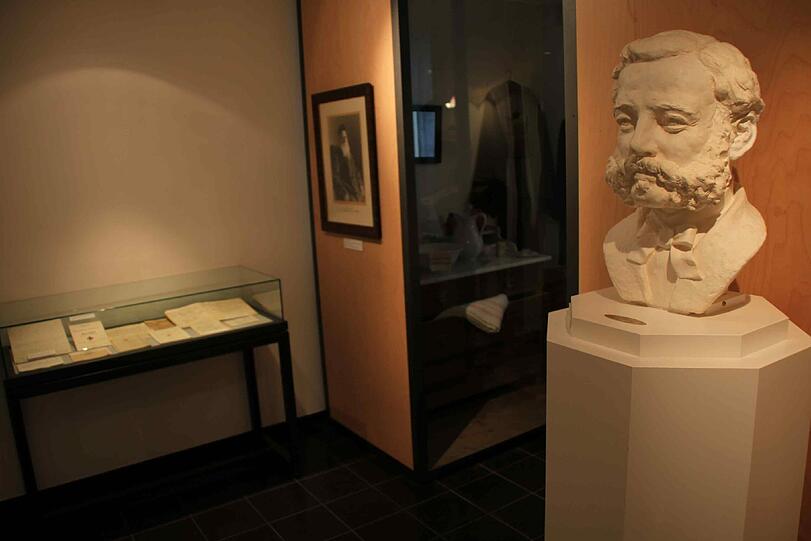 Büste des Henry Dunant.