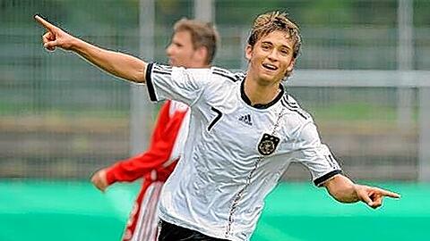 U 19-Nationalspieler Moritz Leitner spielt ab sofort für Augsburg.