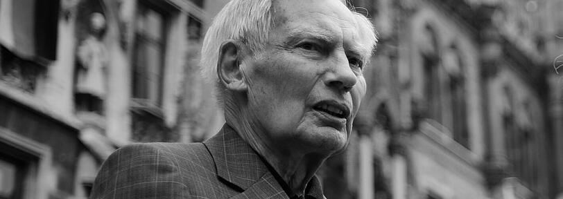 Münchens Alt-OB Georg Kronawitter stirbt.