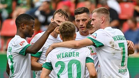 Absteiger Werder Bremen setzte sich souverän in Ingolstadt durch.