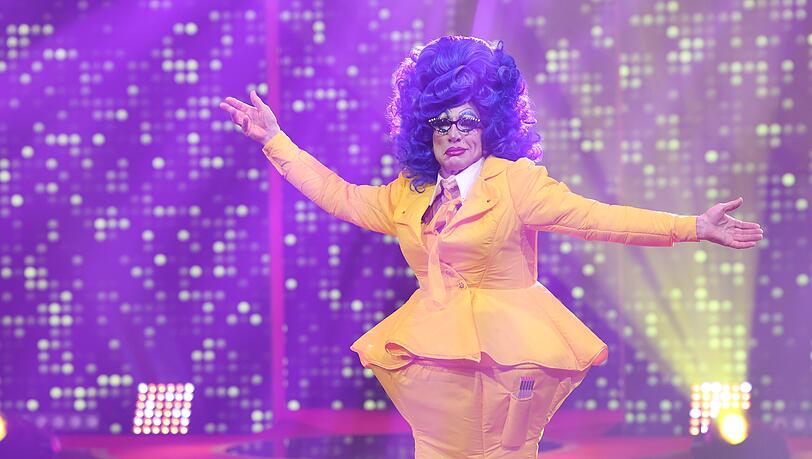 Schauspieler Ralf Richter konnte als Una Hurt überzeugen. Schauspieler Ralf Richter konnte als Una Hurt überzeugen.