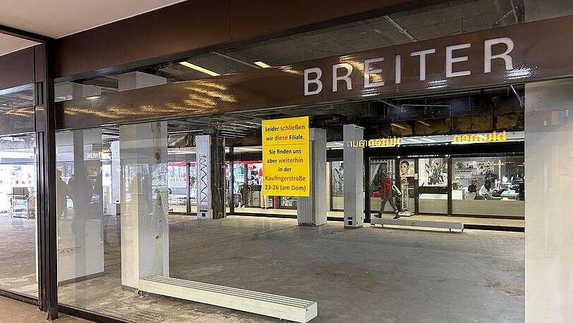 Lidl ist nicht das einzige Geschäft, das in der Zweibrückenstraße geschlossen hat. Auch Hut Breiter gegenüber ist ausgezogen. Lidl ist nicht das einzige Geschäft, das in der Zweibrückenstraße geschlossen hat. Auch Hut Breiter gegenüber ist ausgezogen.
