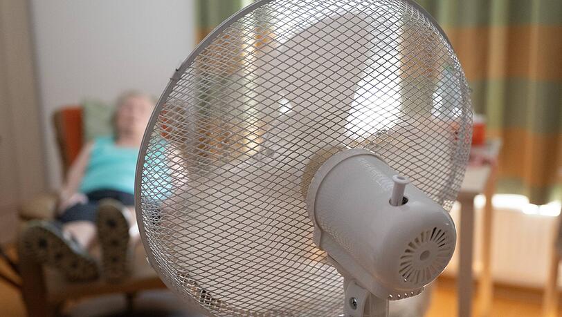 Ist es im Sommer in der Wohnung zu warm, kann dies Grund für eine Mietminderung sein. Ist es im Sommer in der Wohnung zu warm, kann dies Grund für eine Mietminderung sein.