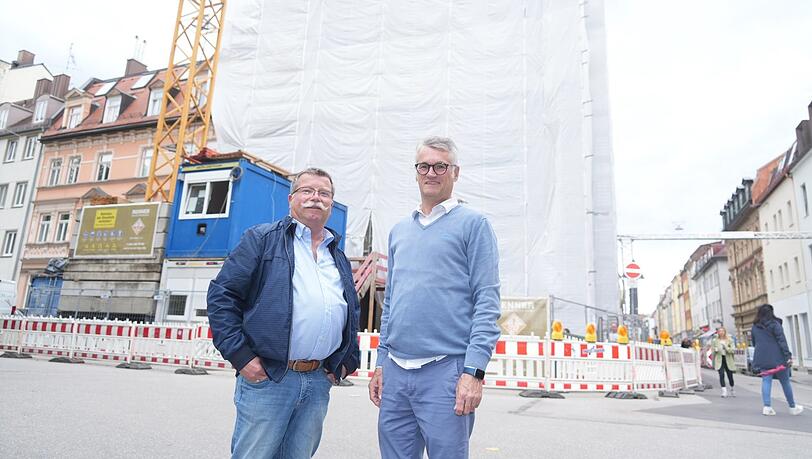 Die Bauherren: Josef Biermeier und Christof Hilzinger. Auch Rückschläge konnten das sechsstöckige Projekt nicht aufhalten. Zu Beginn gab es eine mehrwöchige Zwangspause. Durch die Bauarbeiten sank ein Nachbarhaus leicht ab.