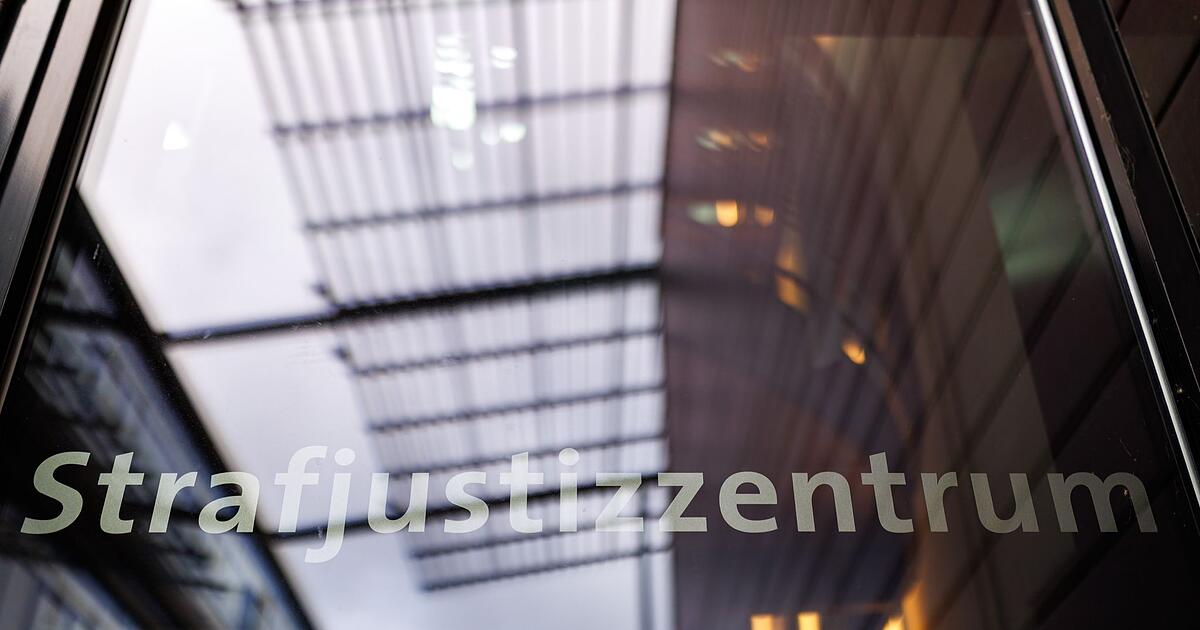 Mann-soll-Partnerin-aus-Eifersucht-get-tet-haben-Prozess