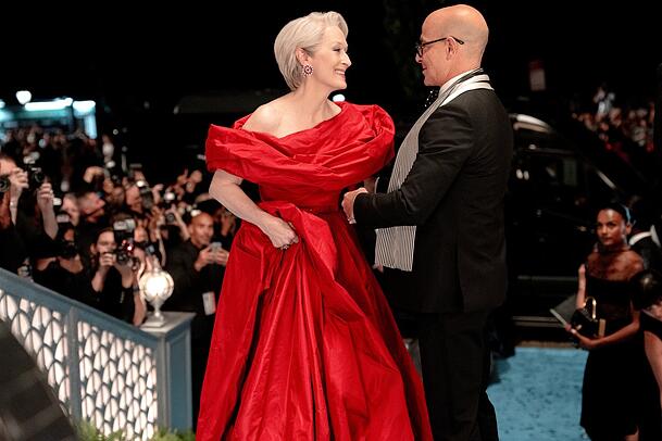 Meryl Streep als Miranda Priestly und Stanley Tucci als Nigel Kipling.