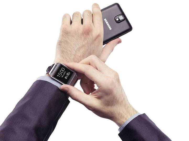 Samsungs Smartwatch Galaxy Gear ist bereits erhältlich - nun will Apple mit der iWatch nachlegen