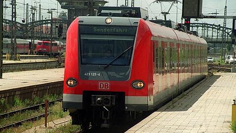 Ständig zu spät: Die Münchner S-Bahnen.