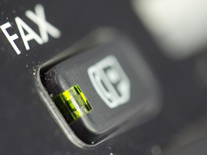 Kennen wir nicht: Faxgeräte - einst ein Meilenstein in der Bürokommunikation- sind für viele Kinder und Jugendliche gänzlich unbekannt.
