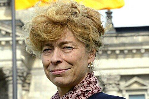 Muss auf die Entscheidung ihrer Partei noch warten: Gesine Schwan.