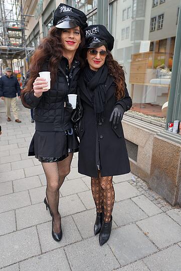 ... Faschingsstimmung beim Viktualienmarkt...