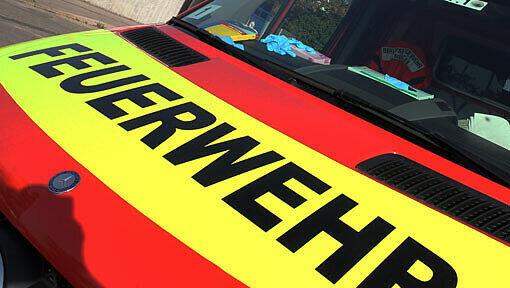 Vermutlich Brandstifter haben zwei Feuer
auf dem Gelände einer ehemaligen Kaserne in Regensburg verursacht. Vermutlich Brandstifter haben zwei Feuer
auf dem Gelände einer ehemaligen Kaserne in Regensburg verursacht.