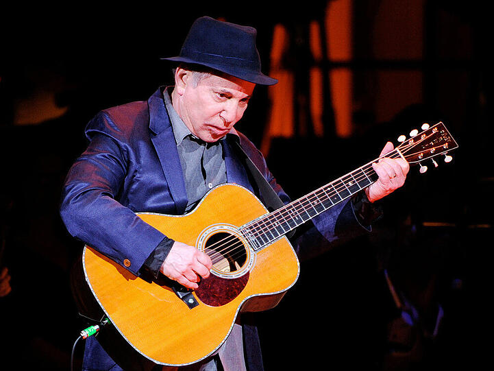 Paul Simon bei einem Auftritt in New York im April
