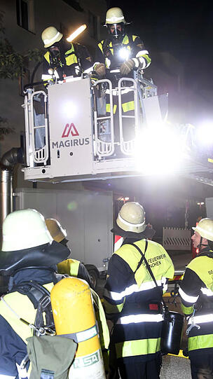 Die Feuerwehr hatte den Brand nach über einer Stunde gelöscht.