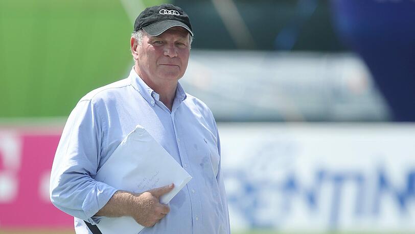 Uli Hoeneß hat noch immer viel zu sagen. Uli Hoeneß hat noch immer viel zu sagen.