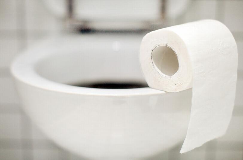 ...ein zweites Bad mit Gäste-WC. Und das wünschen sich immerhin 74 Prozent der Münchner. Das Extra-Häusl ist ihnen also wichtiger als ein Garten, ein Kamin oder eine energiesparende Isolierung.