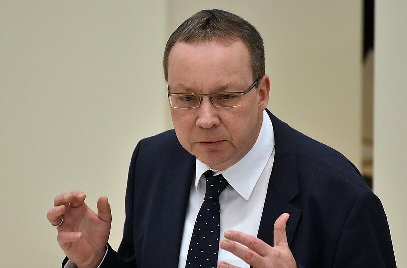 Klaus Ness hat am Donnerstagabend einen Herzinfarkt im Landtag erlitten.