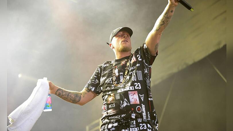 Bonez MC legte einen Kurzauftritt in Soest hin.