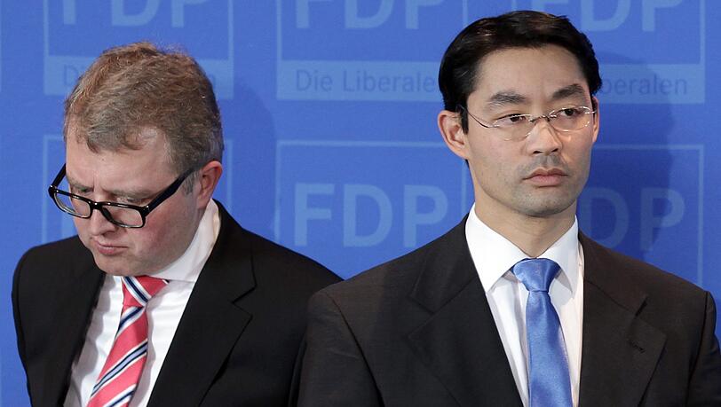Parteichef Rössler und Frank Schäffler, Initiator des Mitgliederentscheids. Parteichef Rössler und Frank Schäffler, Initiator des Mitgliederentscheids.