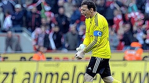 Stinksauer nach dem Gegentor: FCN-Keeper Raphael Schäfer