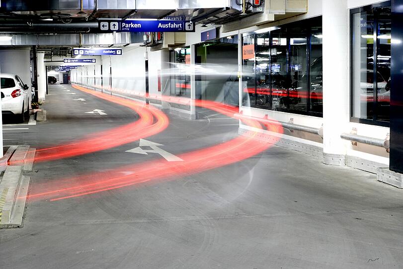 Heller, schicker und mit modernster Technik: So sieht die Tiefgarage am Stachus nach der Sanierung aus.