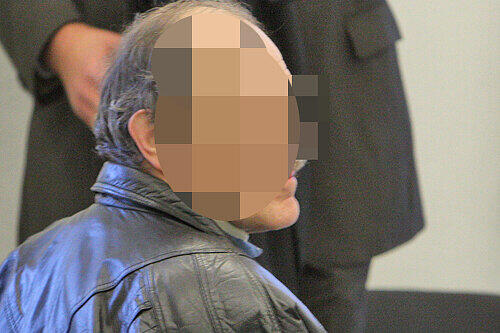 Vor Gericht: Der angeklagte Wirt (66) war schon Monate vor der letzten Kontrolle wegen Hygienemängeln beanstandet worden.