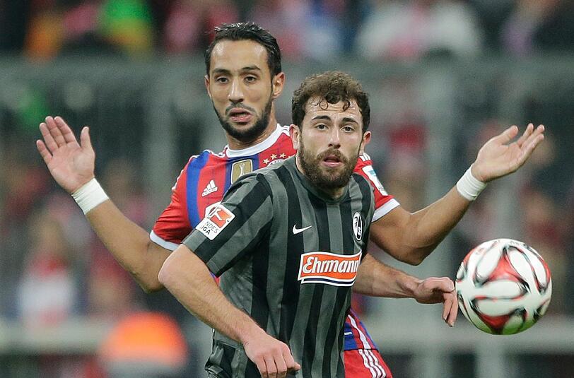MEDHI BENATIA - NOTE 3 - Ging kurz vor der Pause humpelnd vom Platz und hielt sich dabei die rechte Leiste. Vor seiner Auswechslung solide.