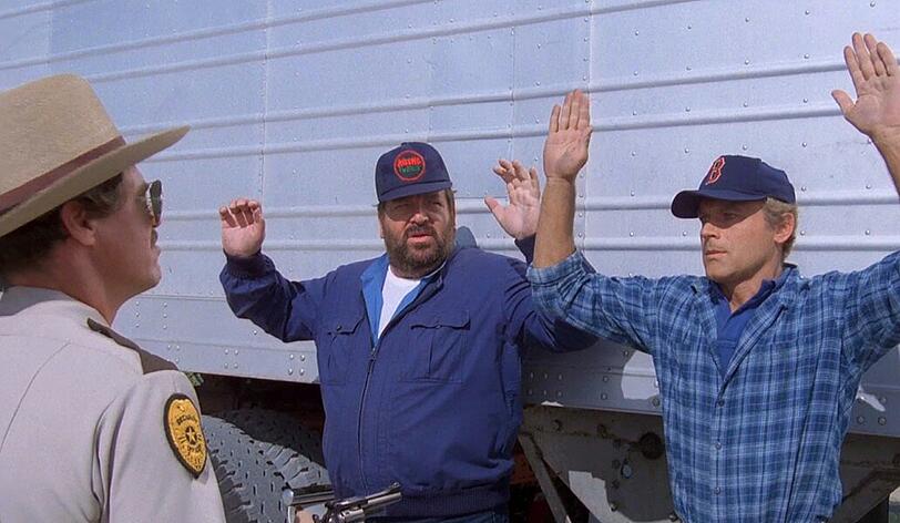 Bud Spencer (Mitte) und Terence Hill (rechts) waren die besten Prügel-Buddies des Italo-Westerns.