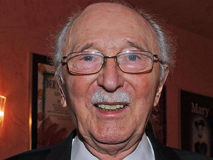 Der Schauspieler Wolfram A. Guenther ist nach einem Unfall gestorben.