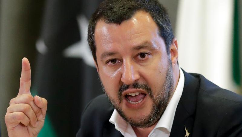 Italiens Innenminister Matteo Salvini hat bisher wenig Bereitschaft signalisiert, die Schulden des Landes abbauen zu wollen. Italiens Innenminister Matteo Salvini hat bisher wenig Bereitschaft signalisiert, die Schulden des Landes abbauen zu wollen.