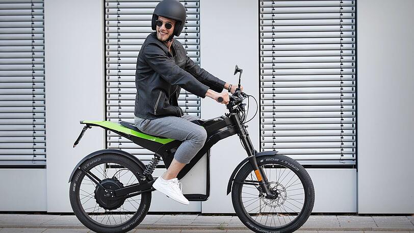 Leiser Stadtflitzer: Das Elmoto Loop wiegt mit Akku nur 59 Kilo.