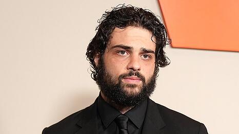 Noah Centineo ist unter anderem aus der Serie "The Recruit" bekannt.