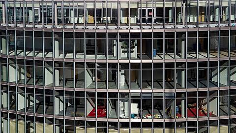 Der Markt für Gewerbeimmobilien ist seit längerer Zeit unter Druck. (Symbolbild)