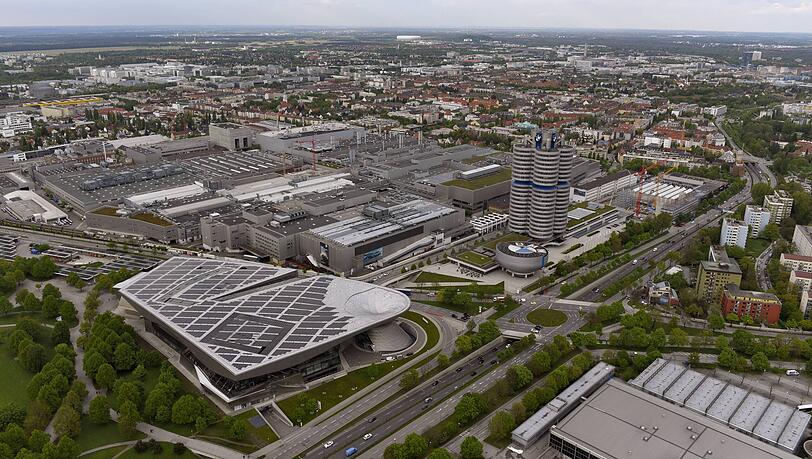 Ein Bild von 2017: Blick vom Olympiaturm aufs BMW-Werk. Ein Bild von 2017: Blick vom Olympiaturm aufs BMW-Werk.