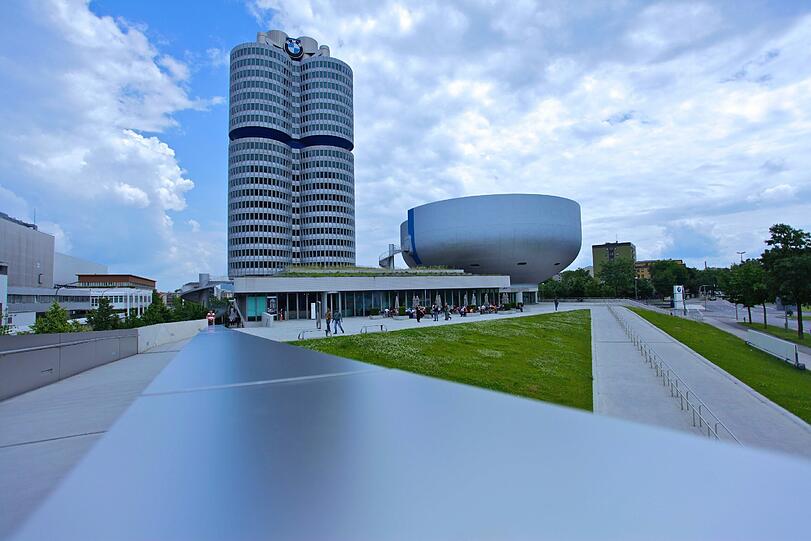 Das BMW-Hochhaus ist seit 40 Jahren ein Wahrzeichen Münchens.