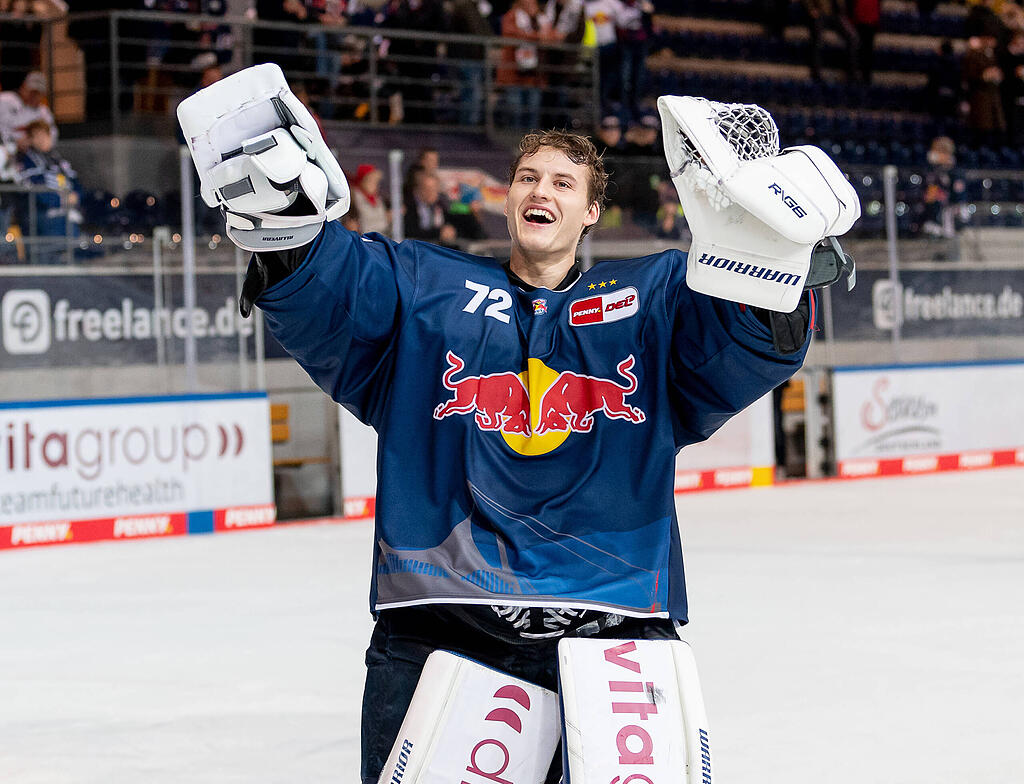 Ganz enge Kiste EHC München gewinnt packendes Derby gegen Augsburg