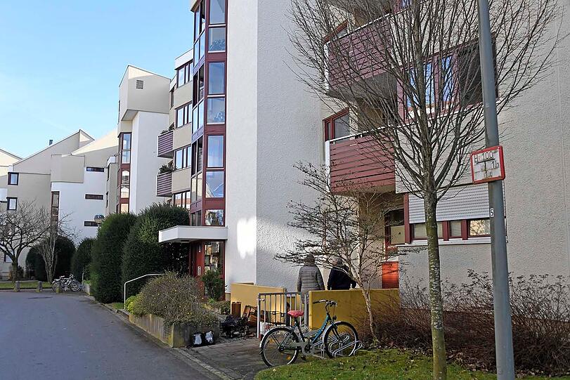 Im vierten Stock dieses Mehrfamilienhauses kam es zu dem tödlichen Streit zwischen Mutter (46) und Sohn (20).