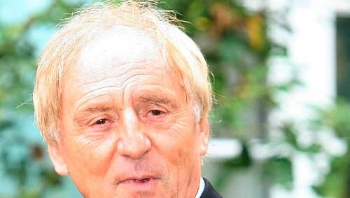 Freundlich, aber seriös: Für Günther Maria Halmer geht es bei "Stars in der Manege" nicht nur um die Gaudi. Freundlich, aber seriös: Für Günther Maria Halmer geht es bei "Stars in der Manege" nicht nur um die Gaudi.