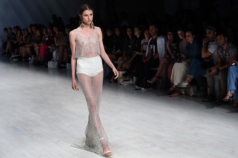 Fashion Show in Australien: Designer Alvin Fernandez lässt die Models bei seinen Krationen gerne viel zeigen. Die Bilder.